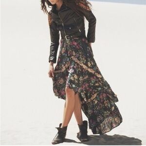 ISO Spell and the Gypsy, Gypsy Queen Skirt size S